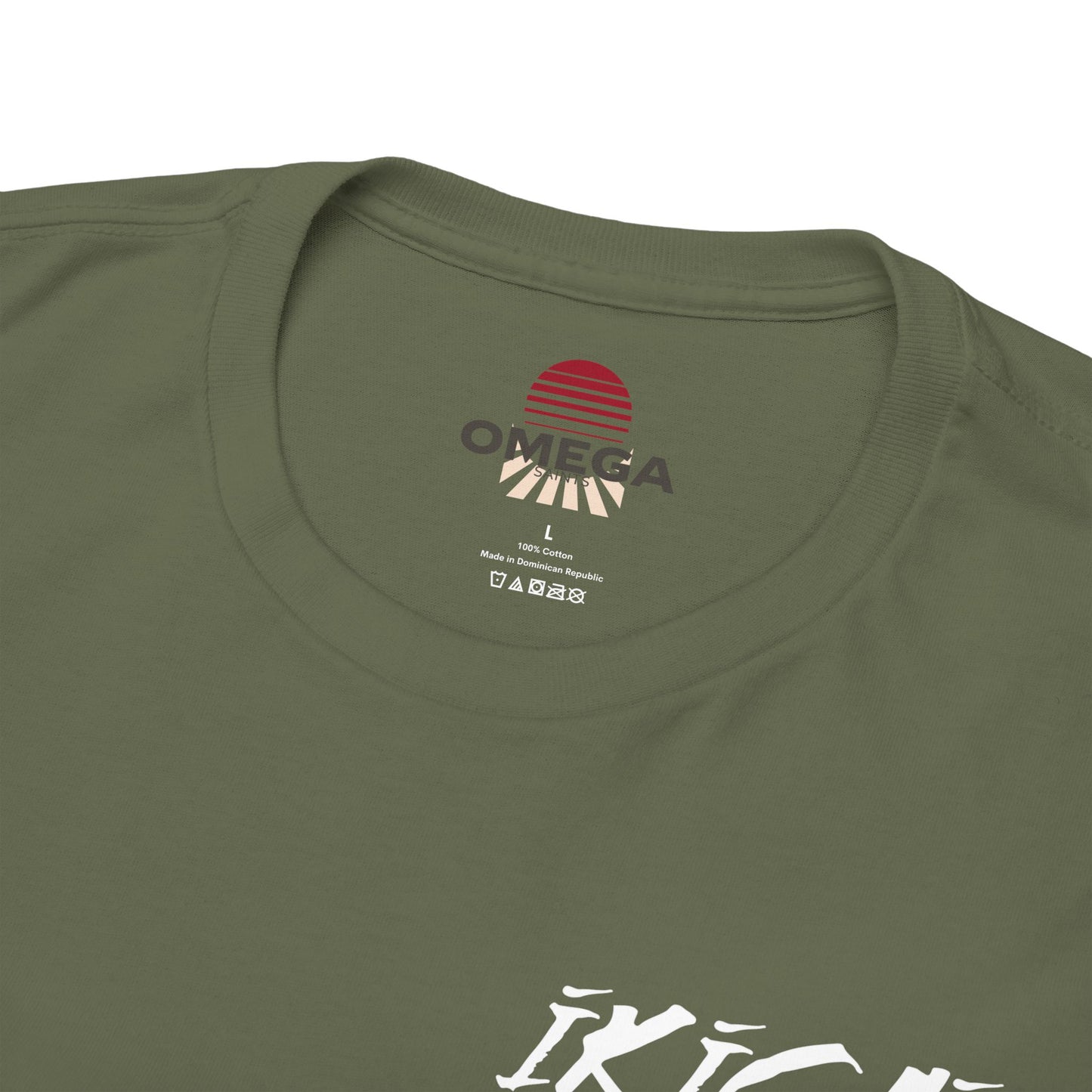 Retro Floral Heart Tee — Vintage-Inspired Graphic T-Shirt